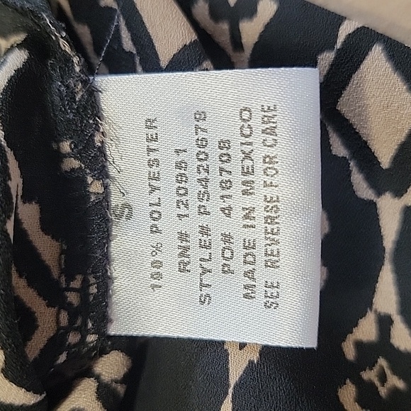 Pink Rose SIze S Black with Tan Pattern Short Cuffed Sleeve Blouse Exc Used Cond - Picture 11 of 11